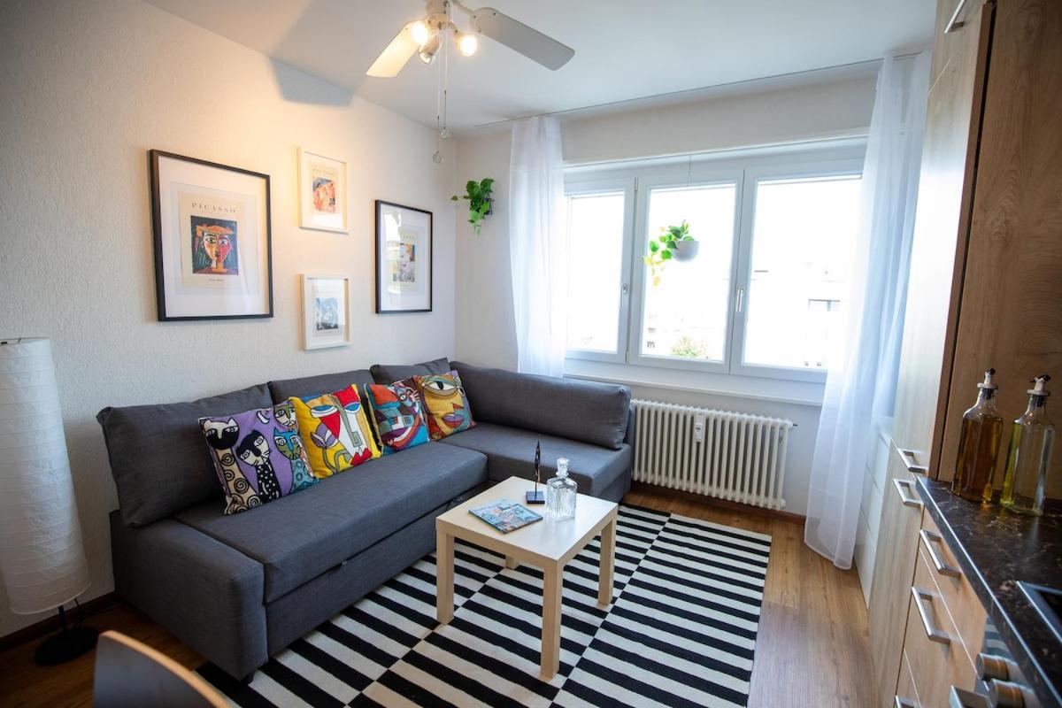 Urban Smart Living near Basel SBB & City Center - Special PICCO PICASSO 51 Apartment, up to 4 guests - B&B Basilea