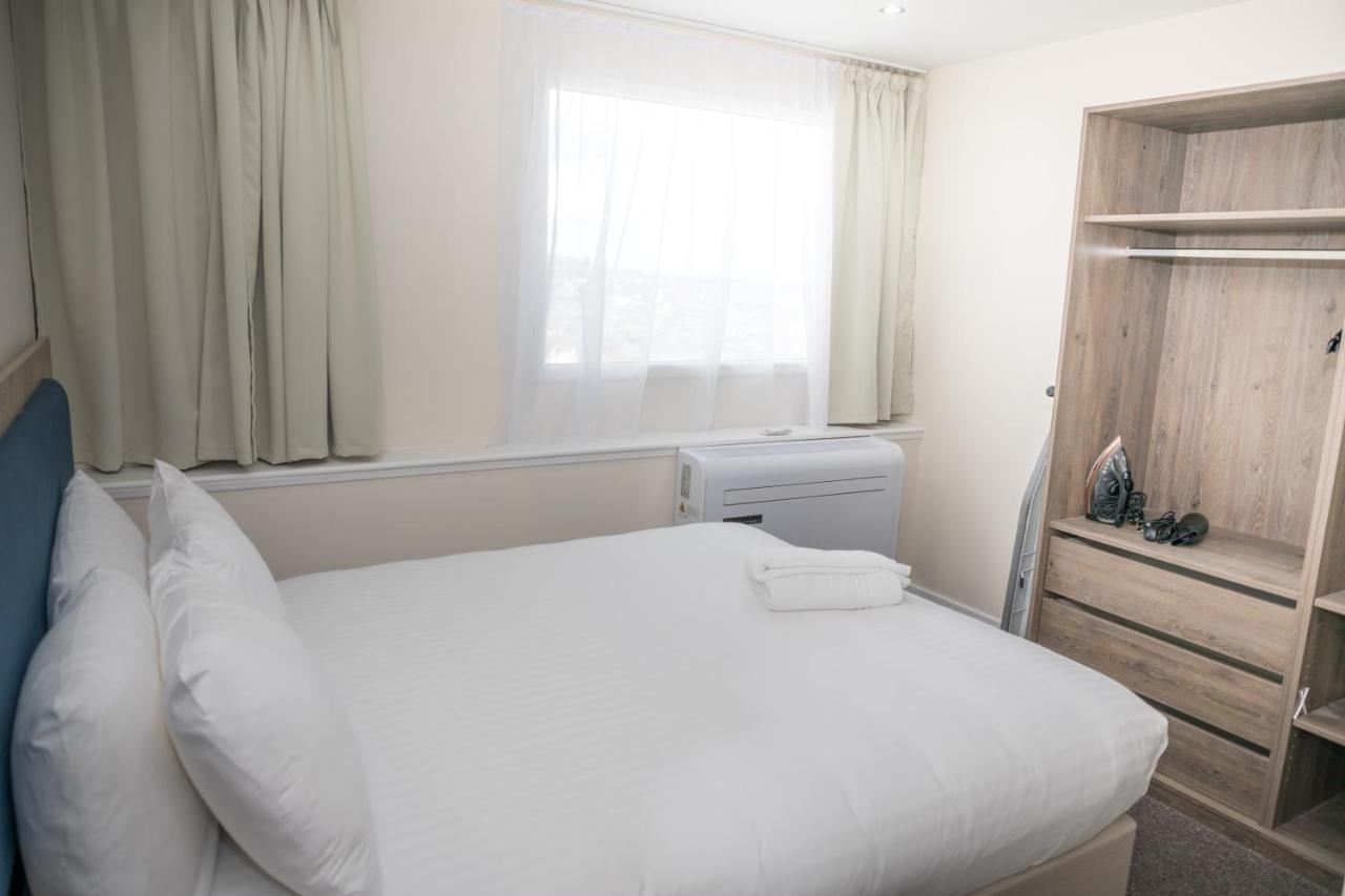Livin' Serviced Apartments - Clarence House Newport - B&B Newport