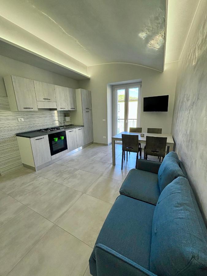 Gioberti Apartments - B&B Fondi