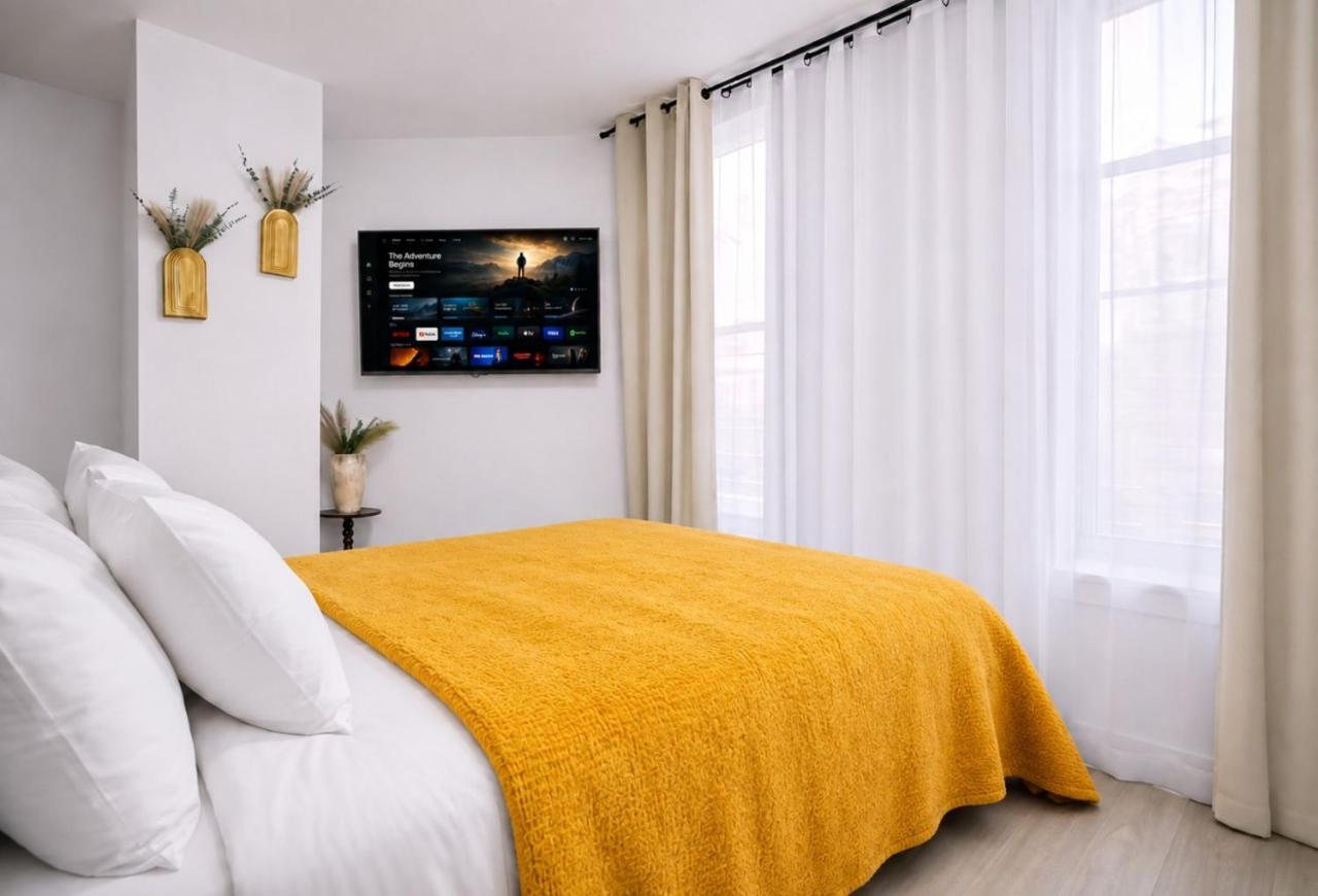 2 Bedroom Unit in Central Location - B&B New York