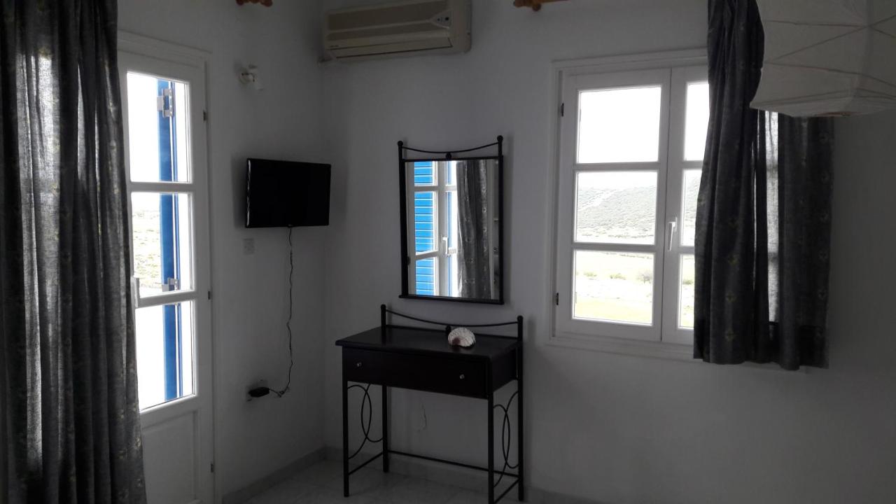 Superior Studio with Mountain View