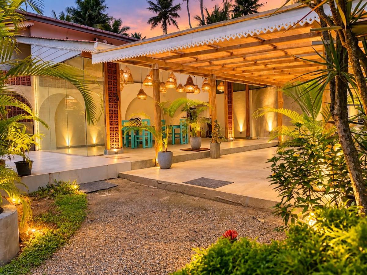 The Bay House - Bed and Breakfast Weligama
