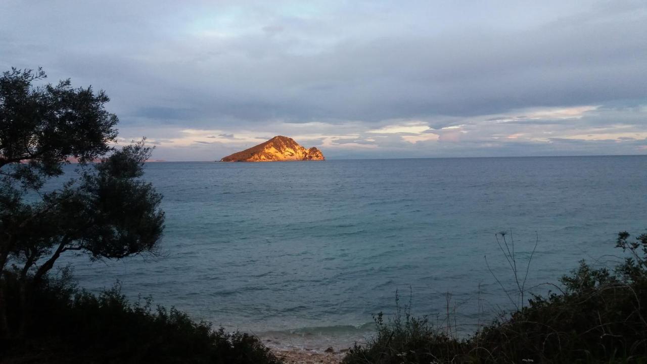 Pansion Porto Tsi Ostrias - B&B Koroni