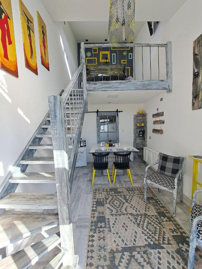 1 Loft cómodo + Wifi+ calefacción central - B&B Coyhaique