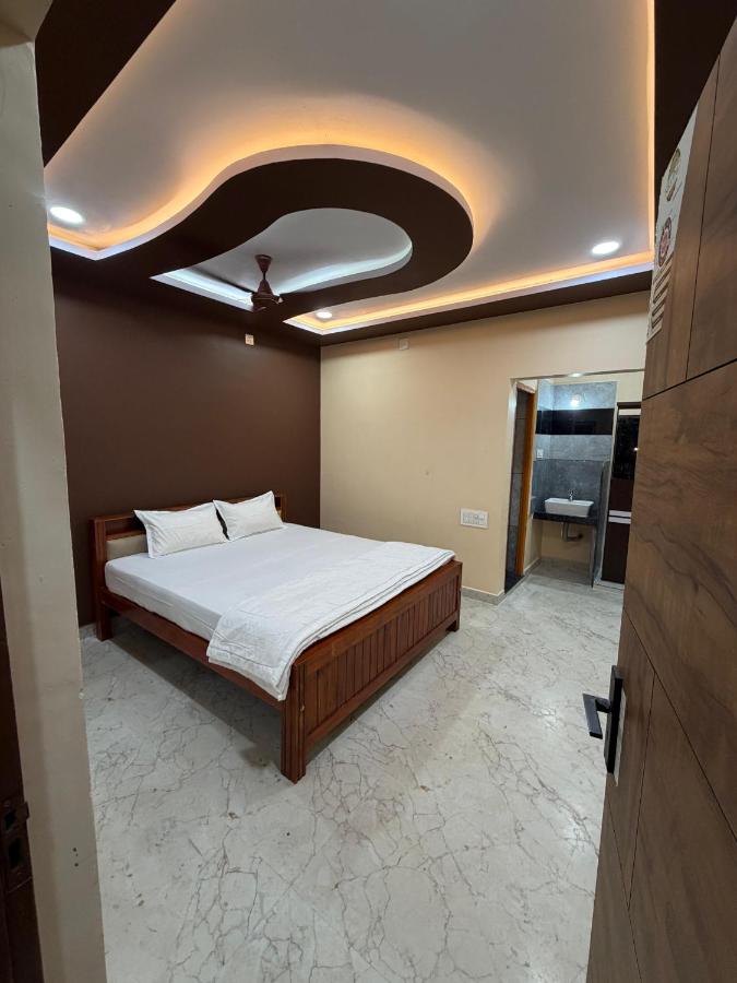 Shri Krishnani Sea View - Bed and Breakfast Gokarna