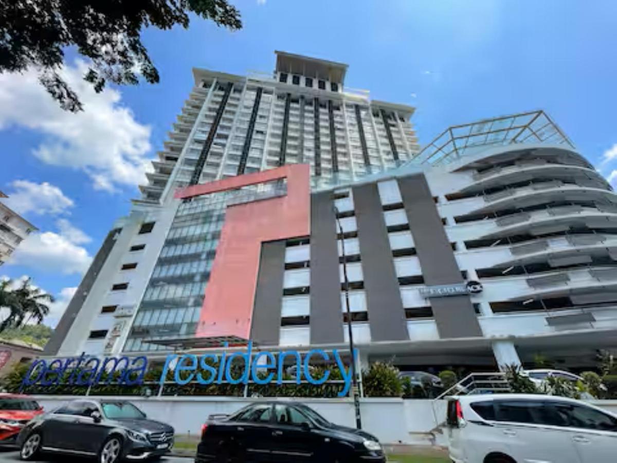 New Dolby Cinema Netflix With Exclusive Jacuzzi 806 - B&B Kuala Lumpur