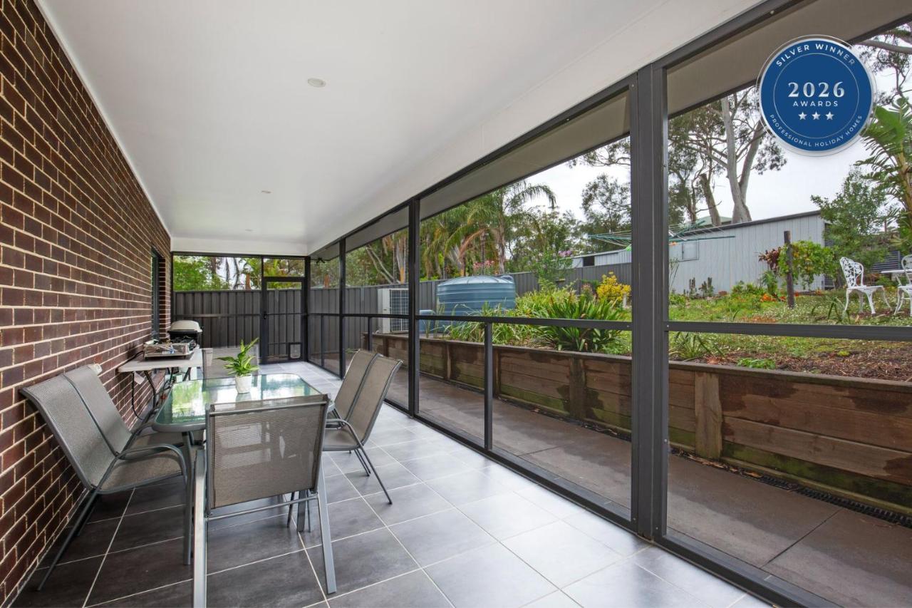 Tangerine - Pet Friendly - 3 Mins Walk to Beach - Bed and Breakfast Sanctuary Point