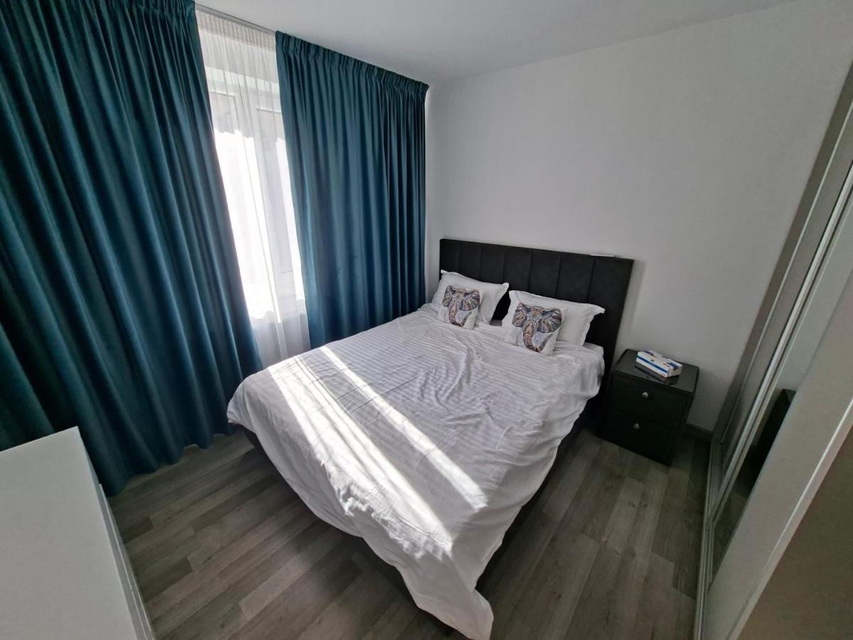 Ca la tine acasa - B&B Pariseşti