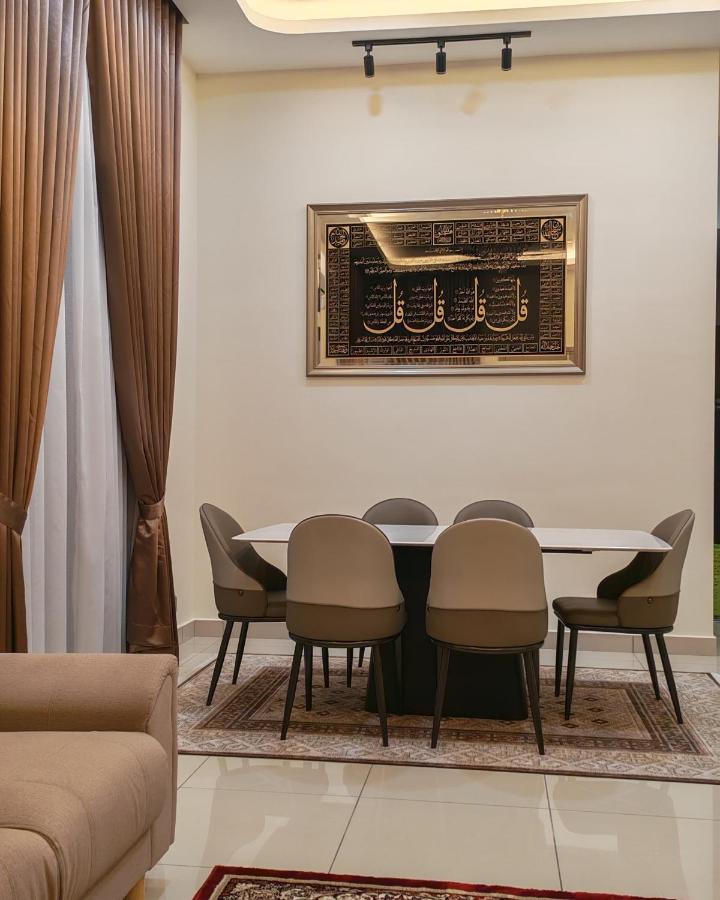 Homestay Alin Melaka - Chambres d'hôtes Kampung Alor