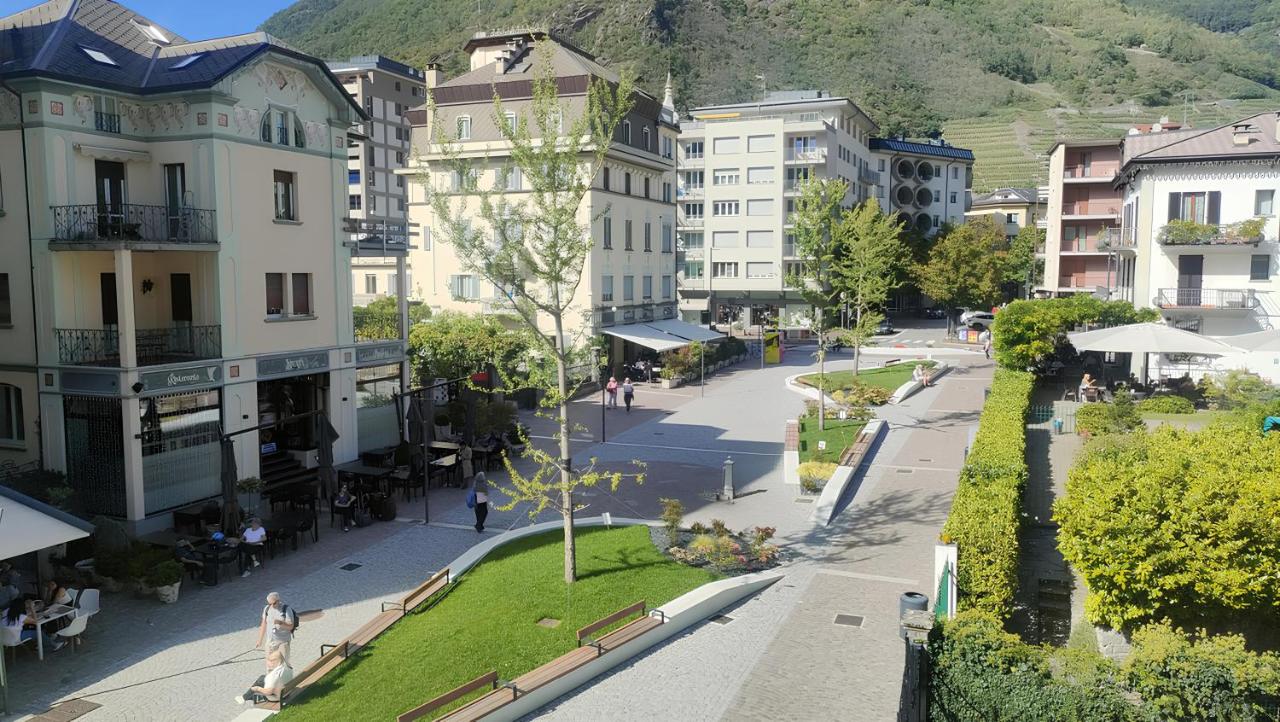 Piazza Grande Suite - Big Terrace with Panoramic Bernina Express View, Elevator&Parking - Chambres d'hôtes Tirano