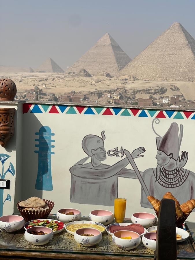 Oscar pyramids view - Bed and Breakfast Caïro