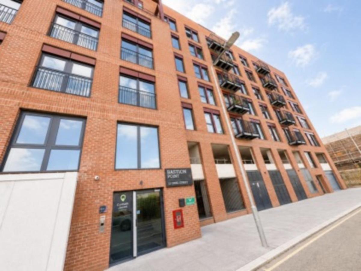 Prestige Point Stylish City Apartment In Liverpool - B&B Liverpool