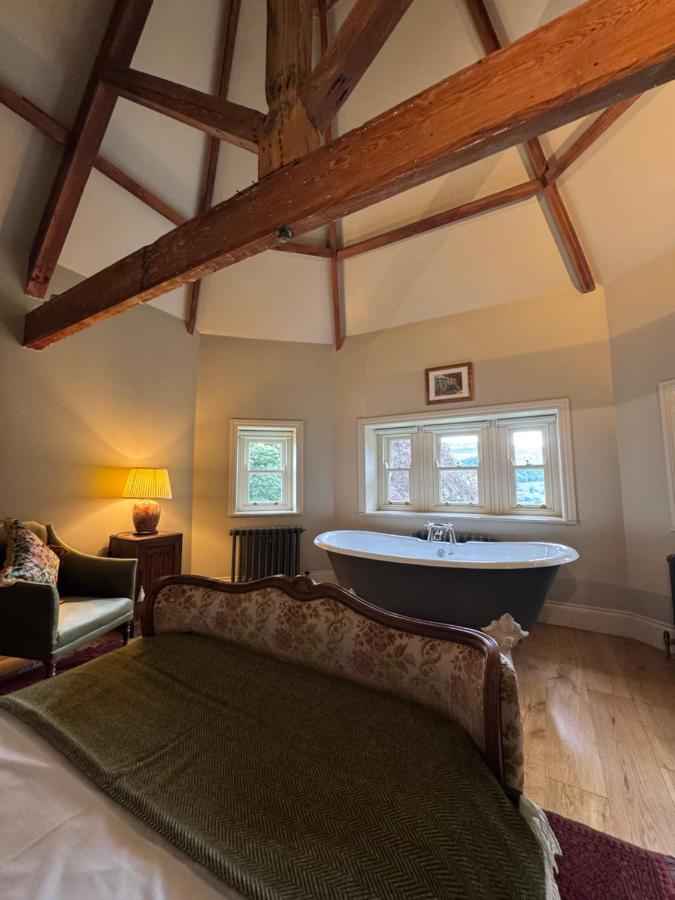 Deluxe Double Room with Bath - No Pets Allowed
