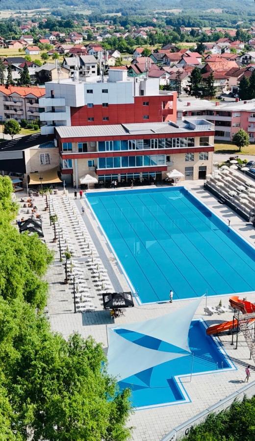 Apartman 29 bazeni Pećani - Ferienwohnung Prijedor