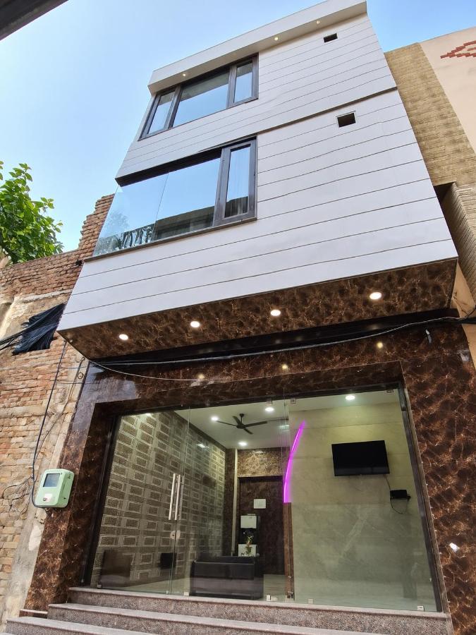 Agam Homestay - Few Steps From golden temple - B&B Amritsar