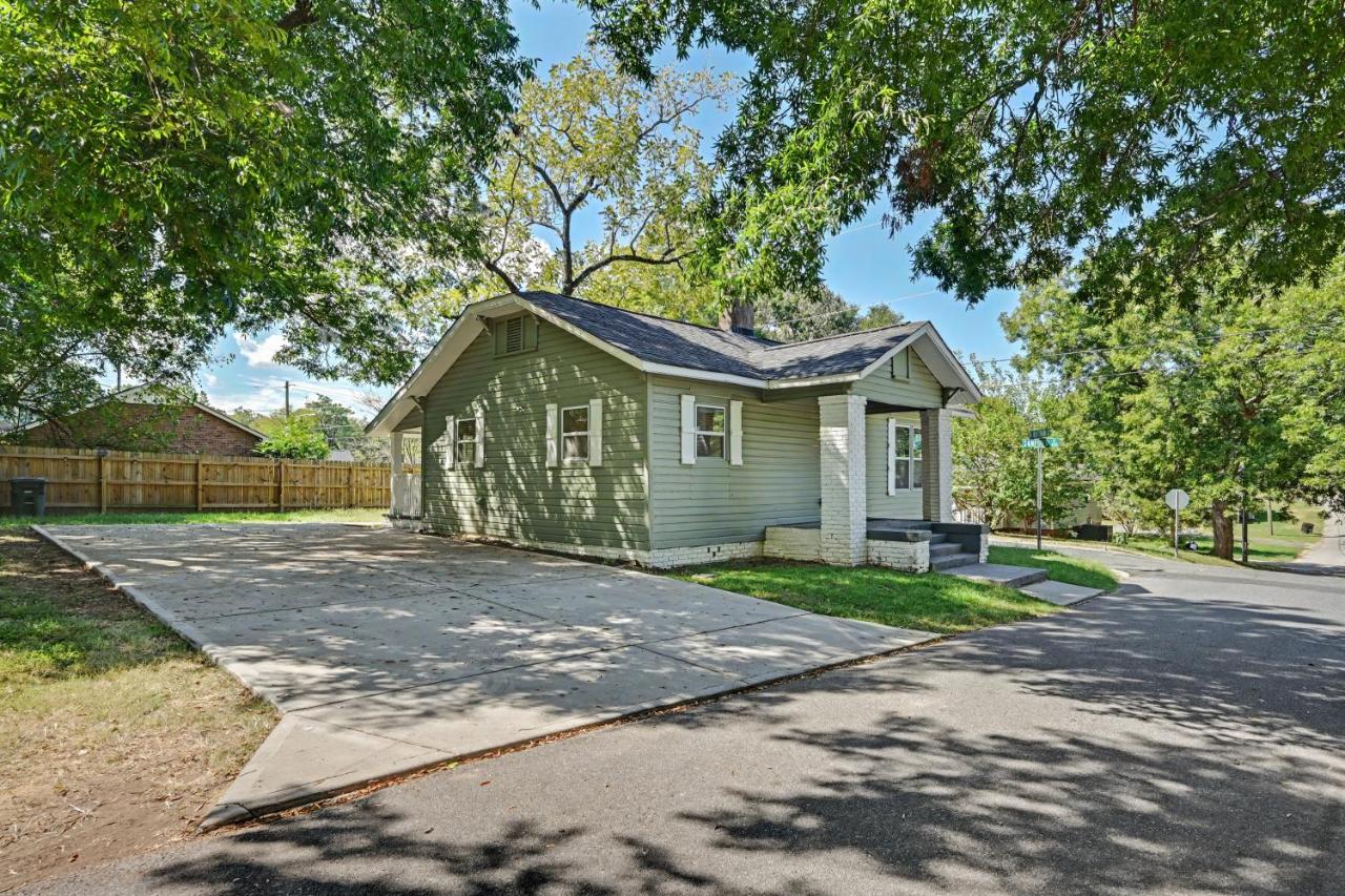 Mid Century 1/4 mile to Downtown Main Street - breweries, coffee, dining, shops - B&B Monroe
