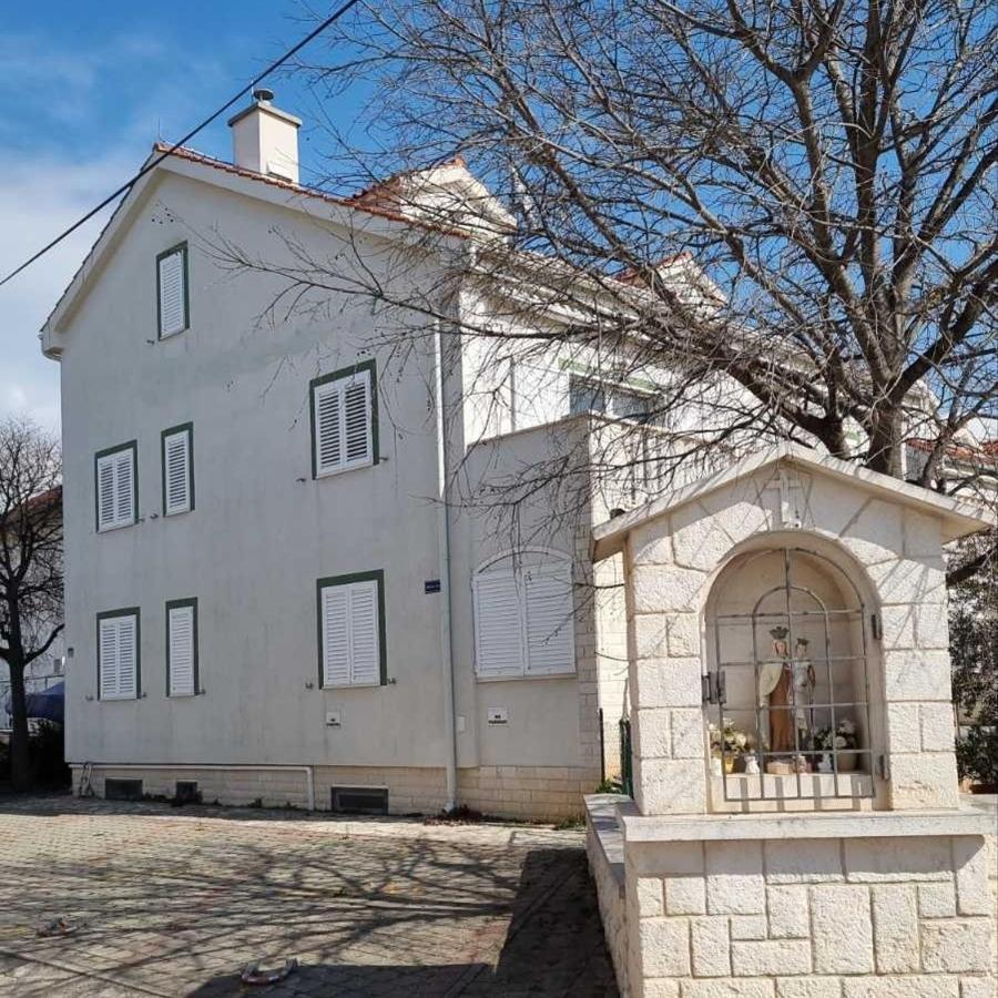 Apartments with parking space Srima - Vodice, Vodice - 25206 - B&B Srima