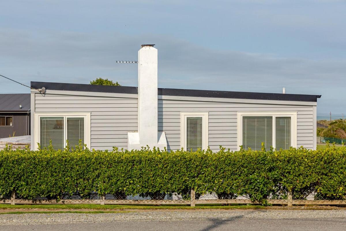 The Classic Kiwi Crib - B&B Riverton