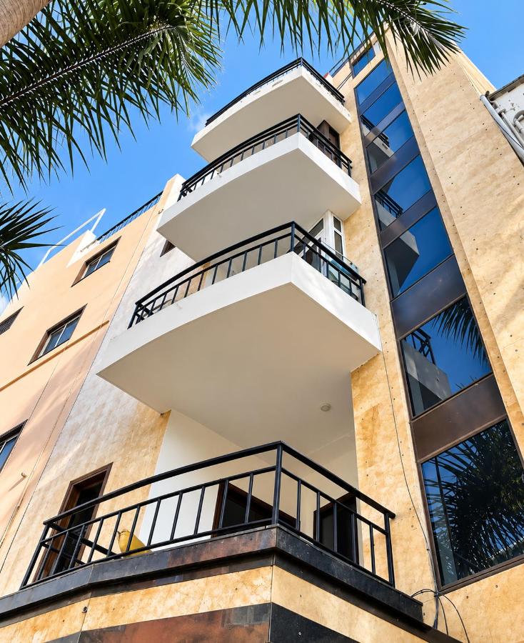 Palms2Beach appartement - 200m van strand met airco en WiFi - B&B Los Cristianos