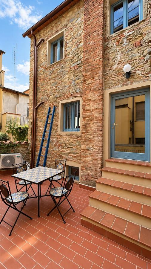 Cavour 104 - Appartamenti & Patio - K4G - B&B Arezzo