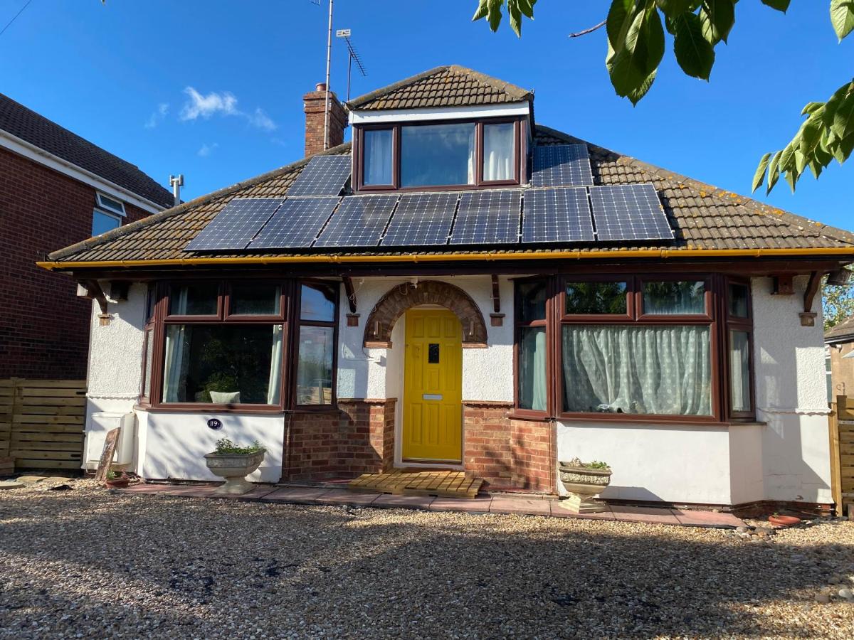 Bungalow in Badsey, north of Cotswolds - B&B Badsey
