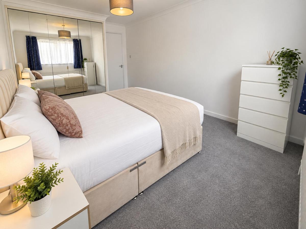 Modern 2-Bed Apartment - Bed and Breakfast Sutton