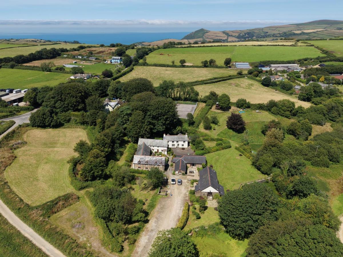 Treetop View - Old Mill Cottages - B&B Ilfracombe