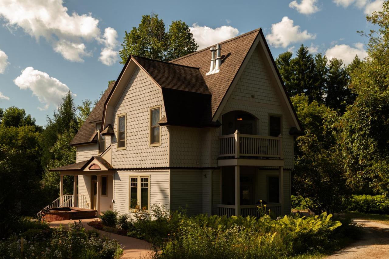 Pinehurst Inn Bed & Breakfast - B&B Bayfield