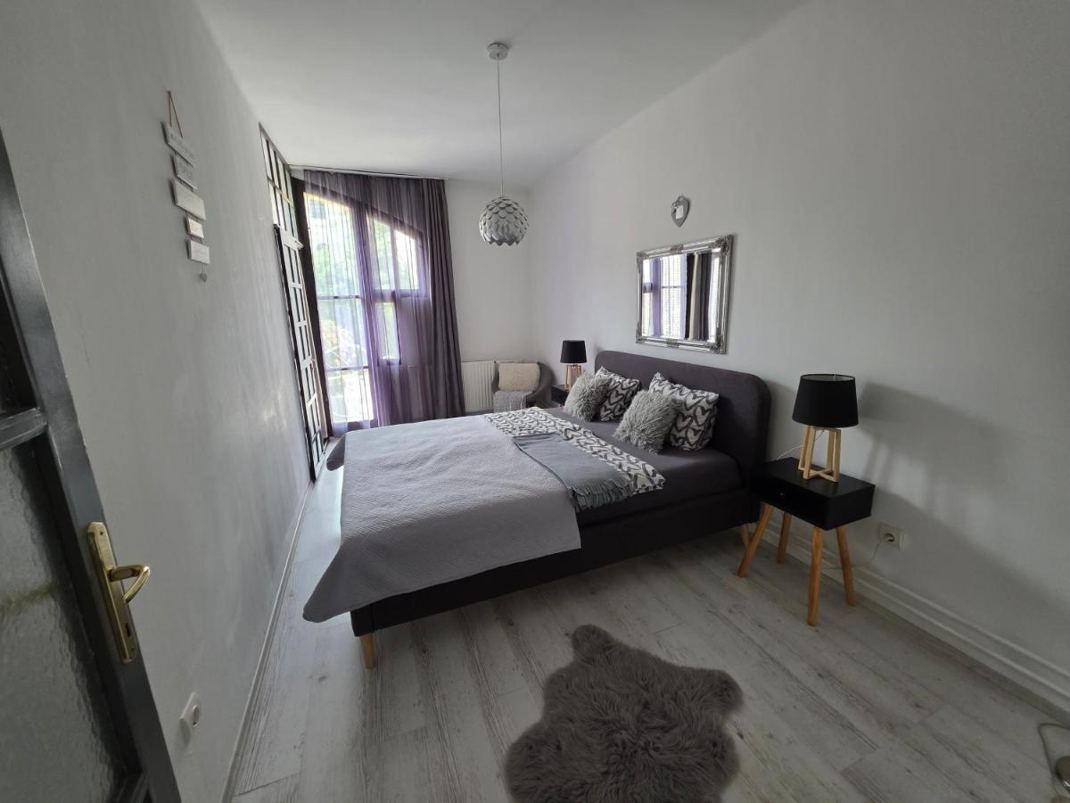 Downtown's pearl - B&B Pécs