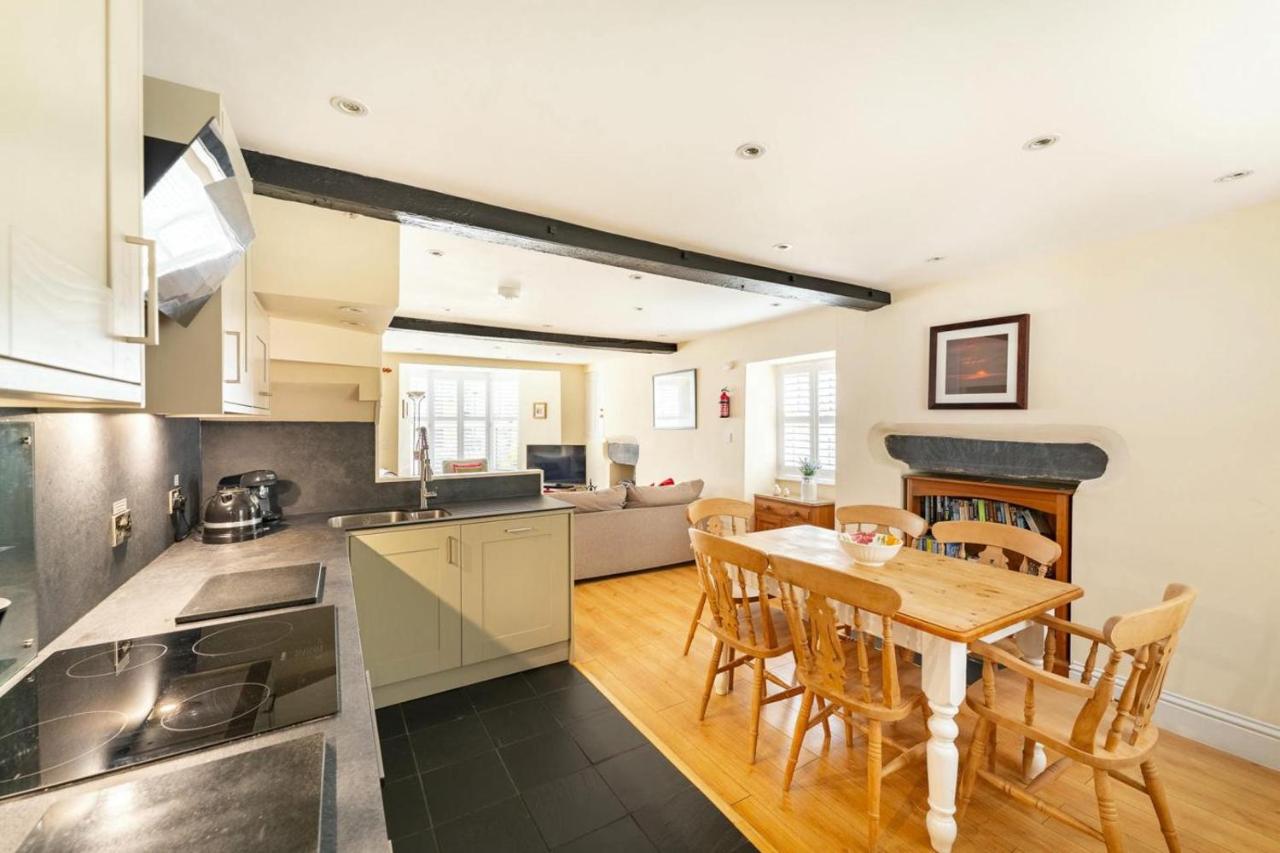 3 Bed in Ambleside oc-lr162 - Bed and Breakfast Ambleside