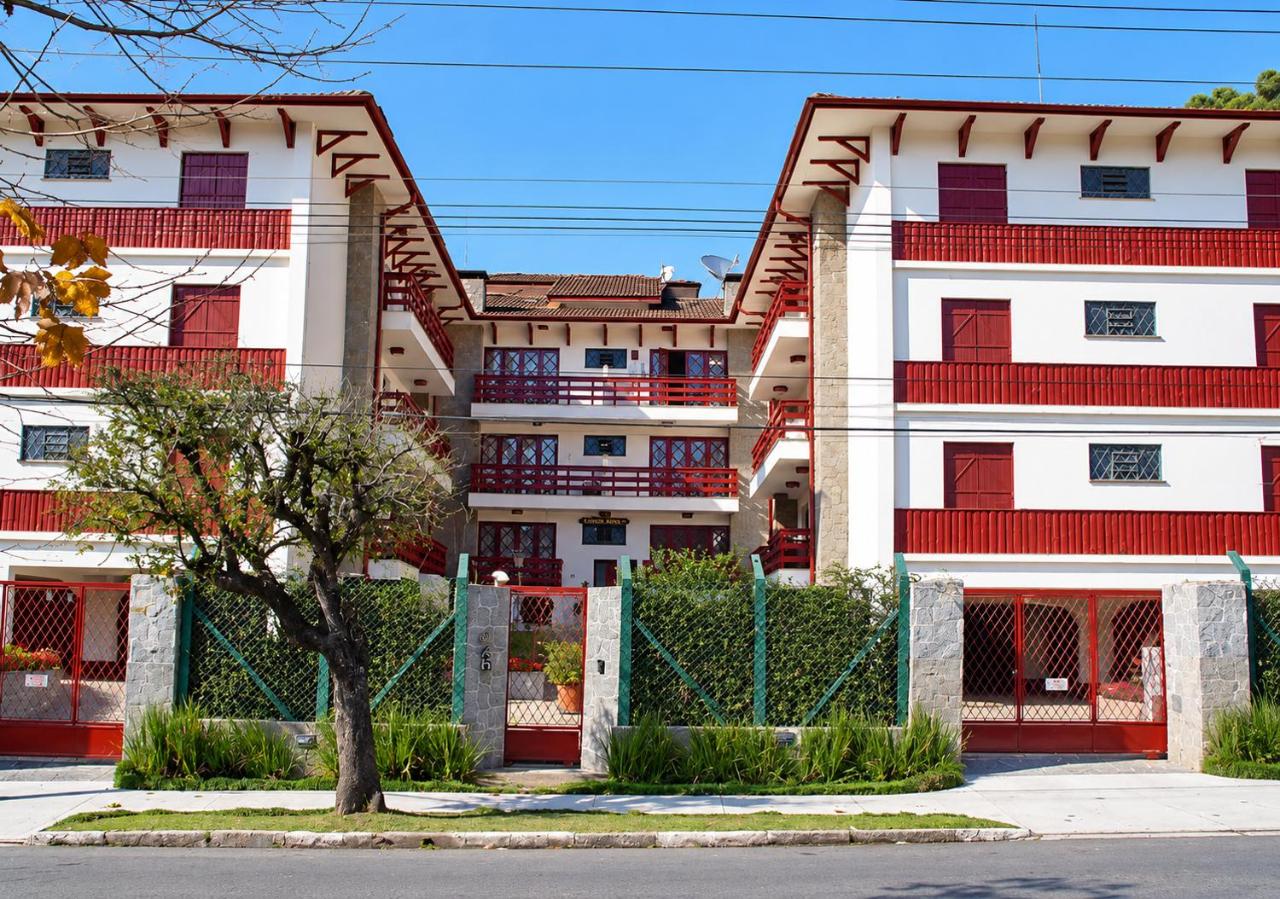 Apto Aconchegante com Lareira e Varanda perto do Centrinho de Capivari - Chambres d'hôtes Campos do Jordão