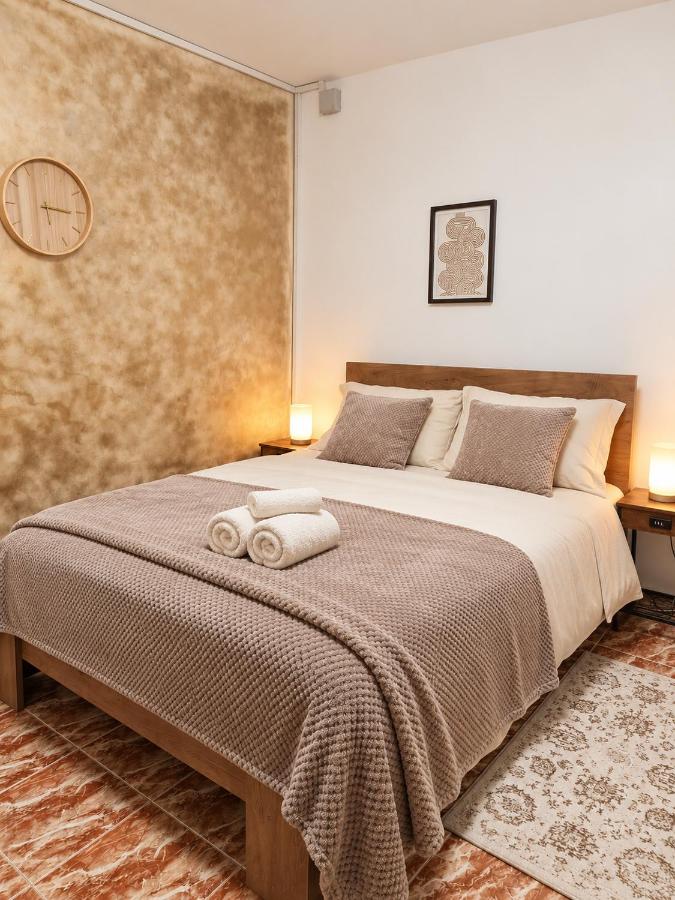 Cozy Studio - National Arena Near Park & Mega Mall - Ferienwohnung Bukarest