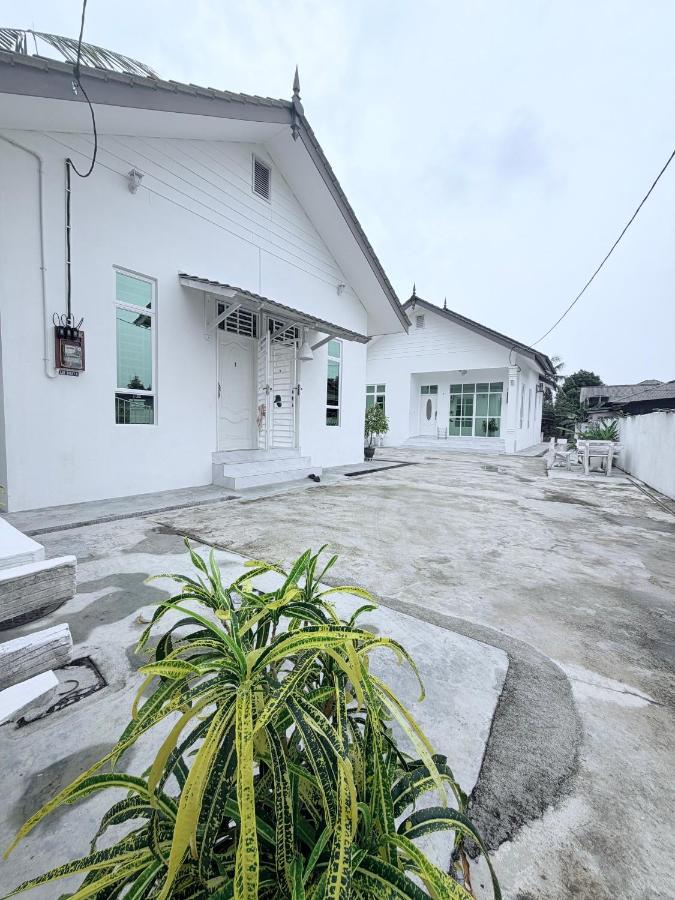 Homestay Puteh - B&B Kuala Terengganu