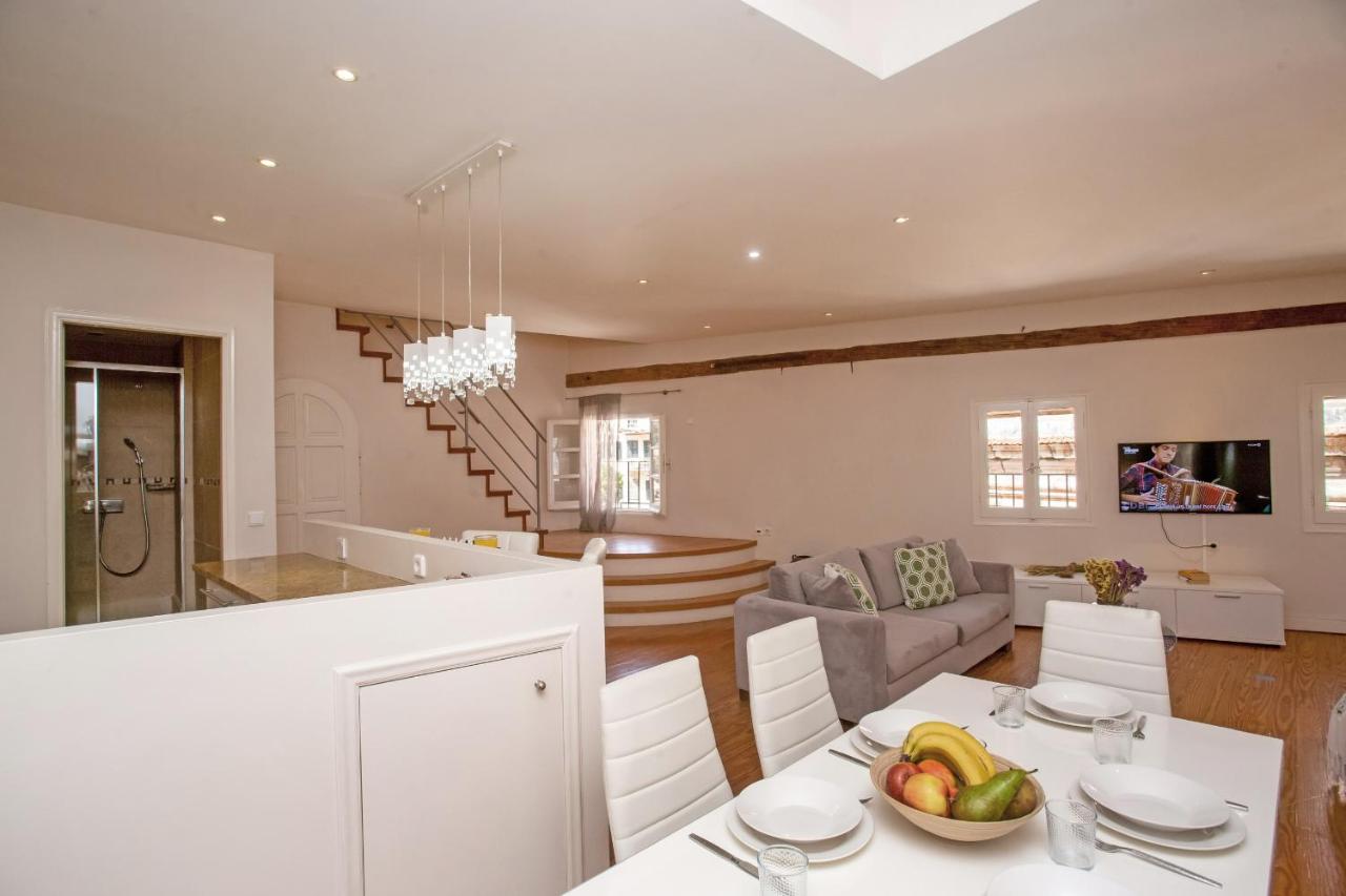 Guilford Loft - Ferienwohnung Karyófyto