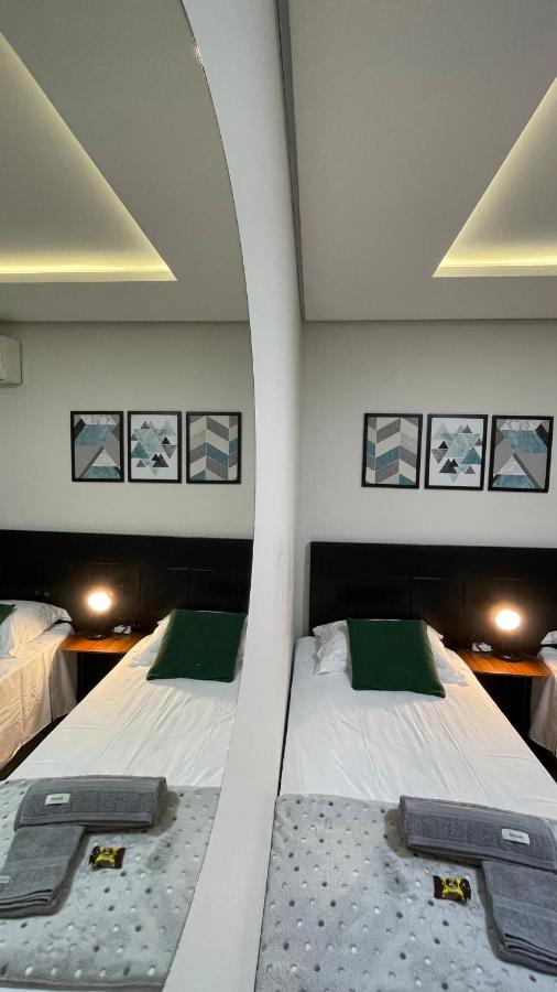 Villa Serena Garden - Quarto Duplo - Banheiro Compartilhado - B&B Cascavel