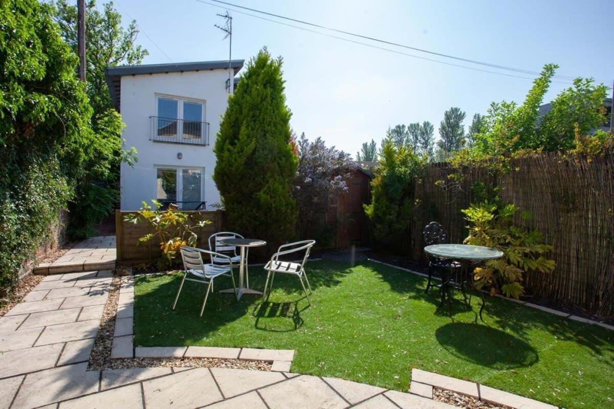 Southside Flat with Private Garden! - Ferienwohnung Glasgow
