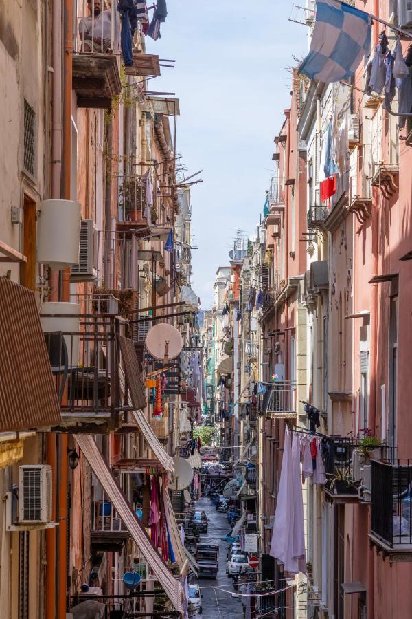 NunziaTina ai Quartieri Spagnoli - Chambres d'hôtes Naples