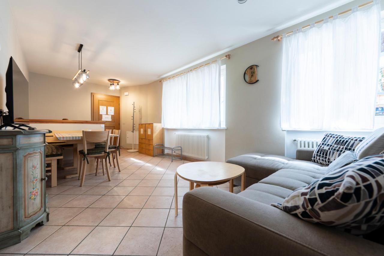Cesa Pecedel - Ferienwohnung Canazei