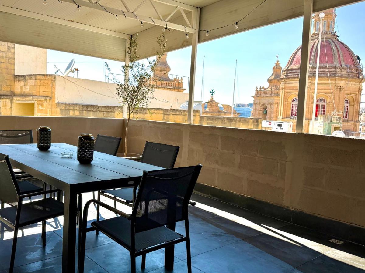 Birgu Rooftop Townhouse near Valletta Ferry by Aureum - B&B Birgu