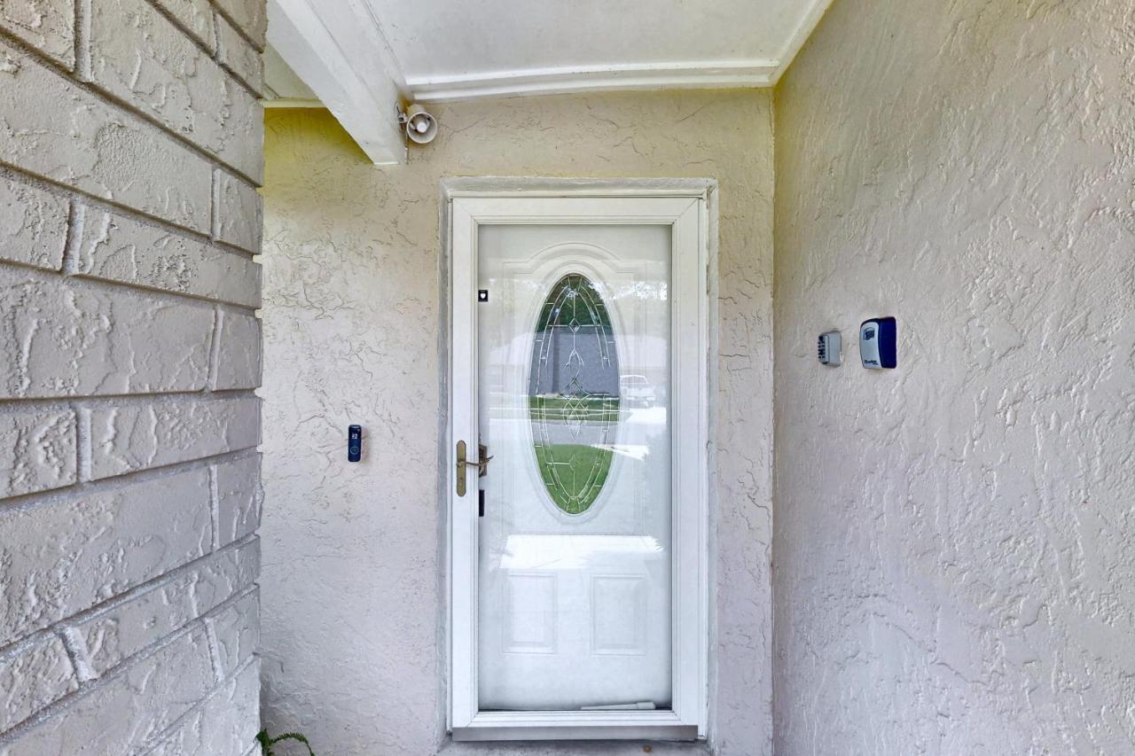 Private Pool, Home Theater & Dog-Friendly Retreat Near Disney - B&B Orlando