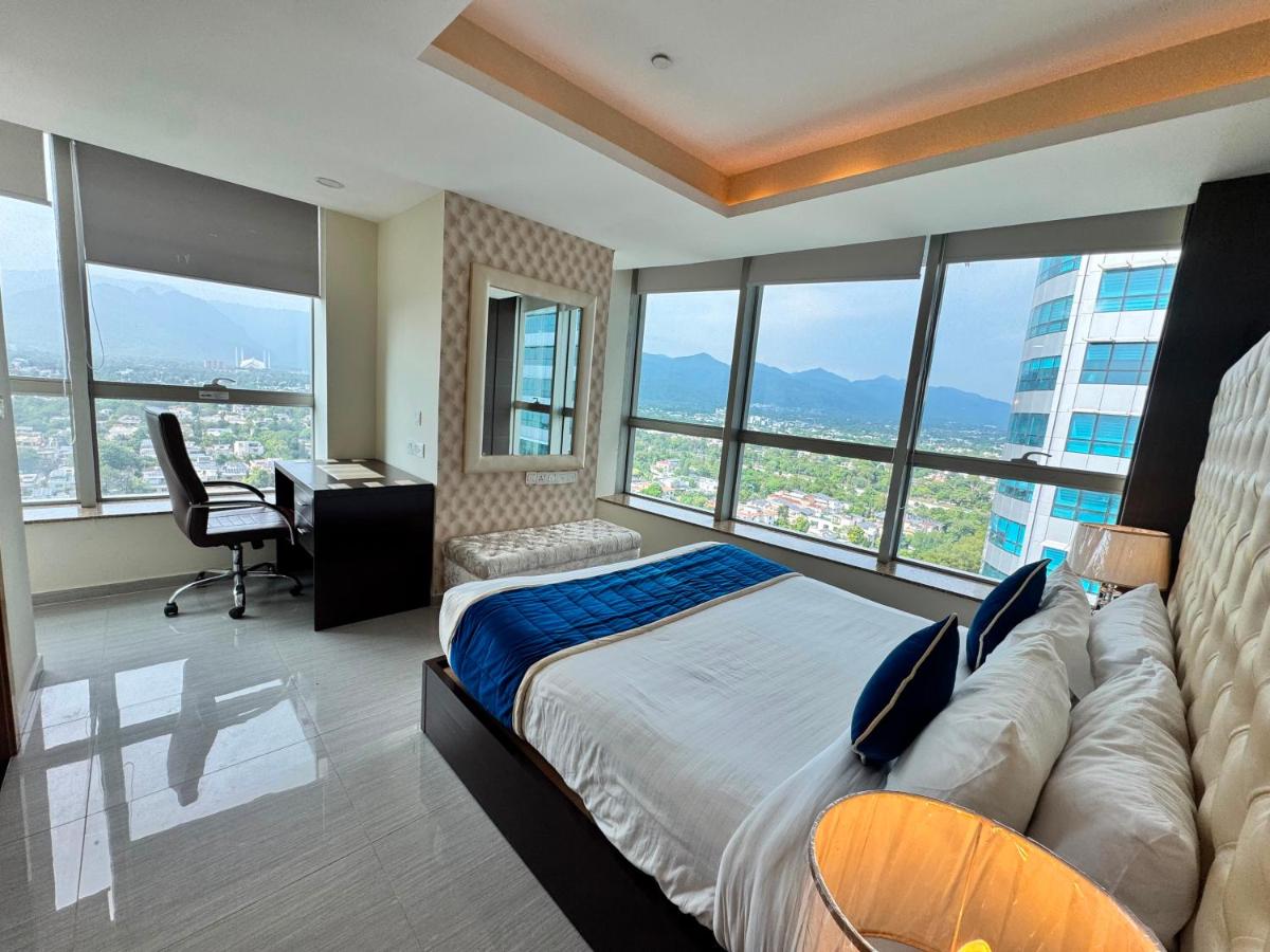 Centaurus Top Class 3 Bedroom luxury apartment - Ferienwohnung Islamabad