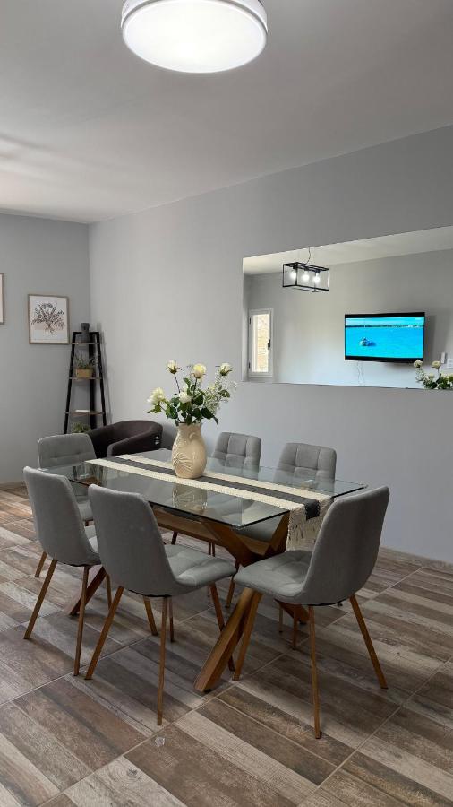 Departamento moderno y luminoso, 2 dormitorios - Ferienwohnung San Juan