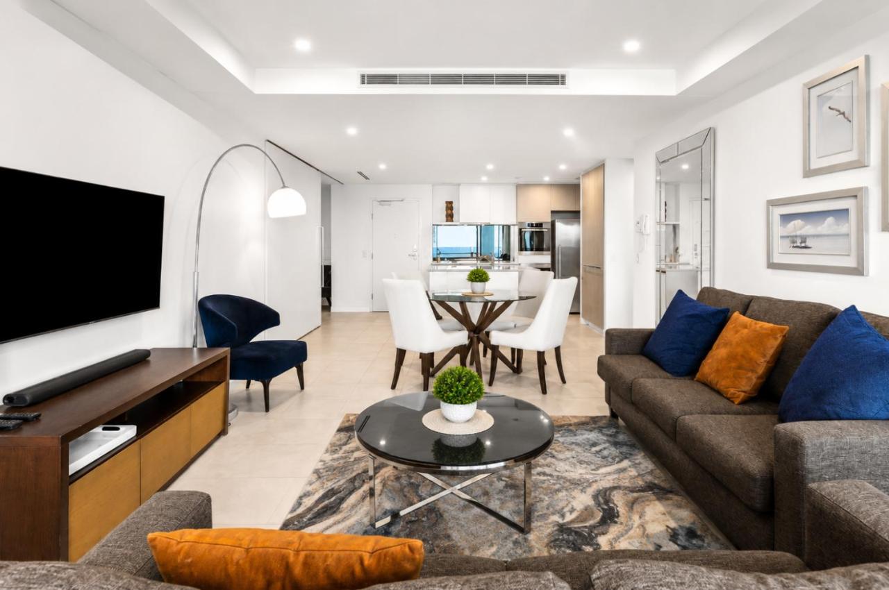 Soul Beachfront SkyHomes and sub Penthouses - by Gold Coast Holidays - B&B Gold Coast