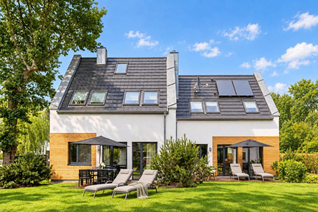 Wellness-Ferienhaus "Schlehe" mit Sauna, Kamin & Terrasse - ruhig am Ostseewald in Zingst - Chambres d'hôtes Zingst