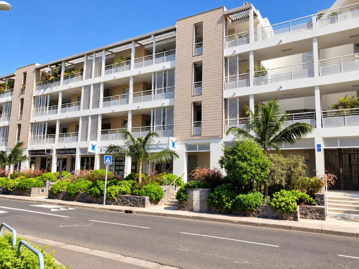 à deux pas du lagon bel appartement quartier très vivant à l'hermitage - B&B Saint-Gilles les Bains