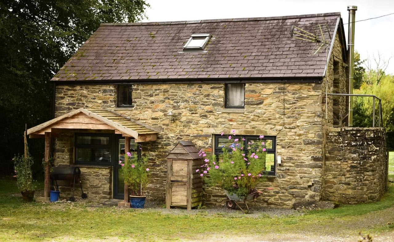 Converted Granary on a rural small holding - Ferienwohnung Cross Inn