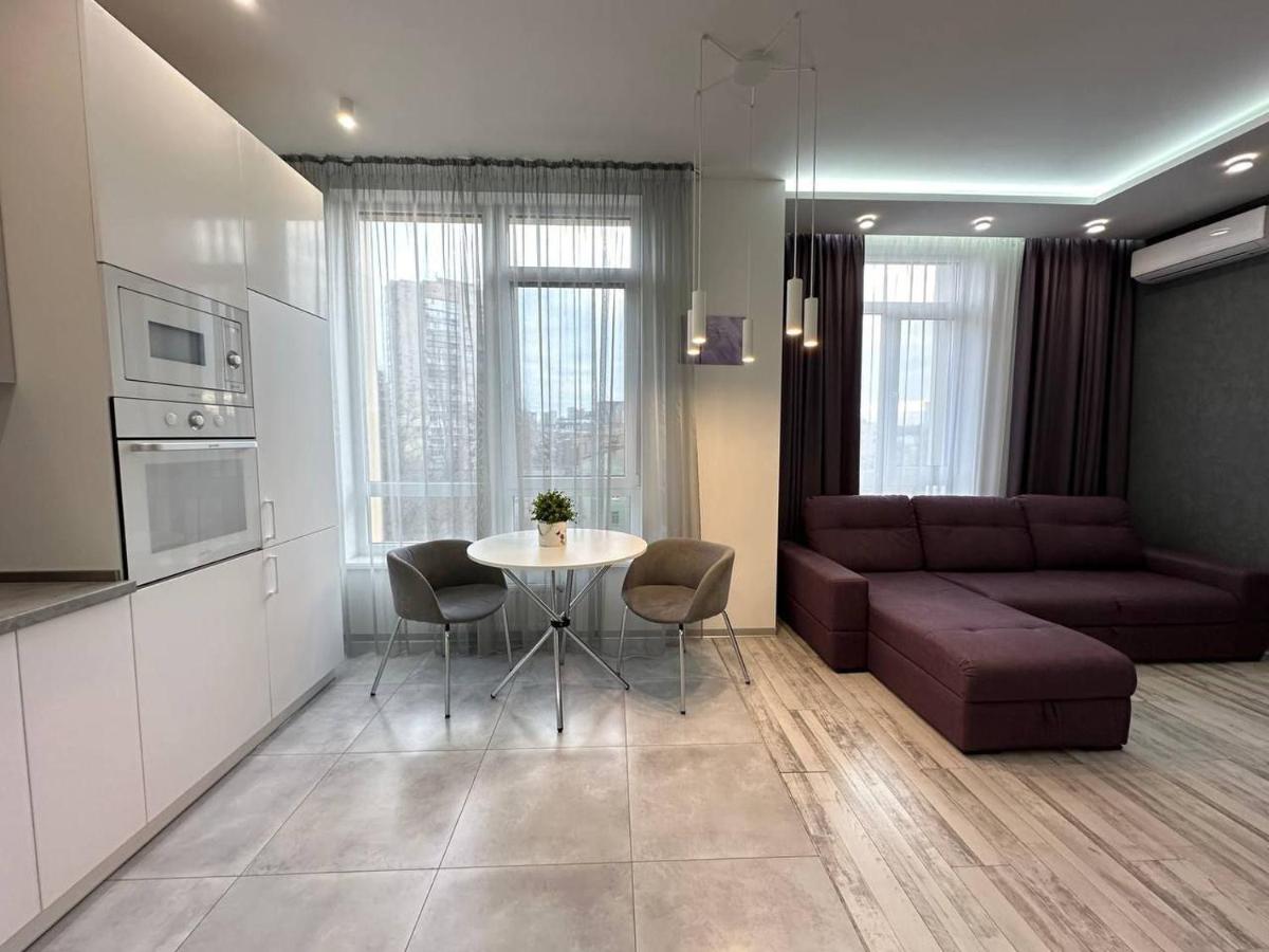 KADOR Apartment - B&B Kyiv