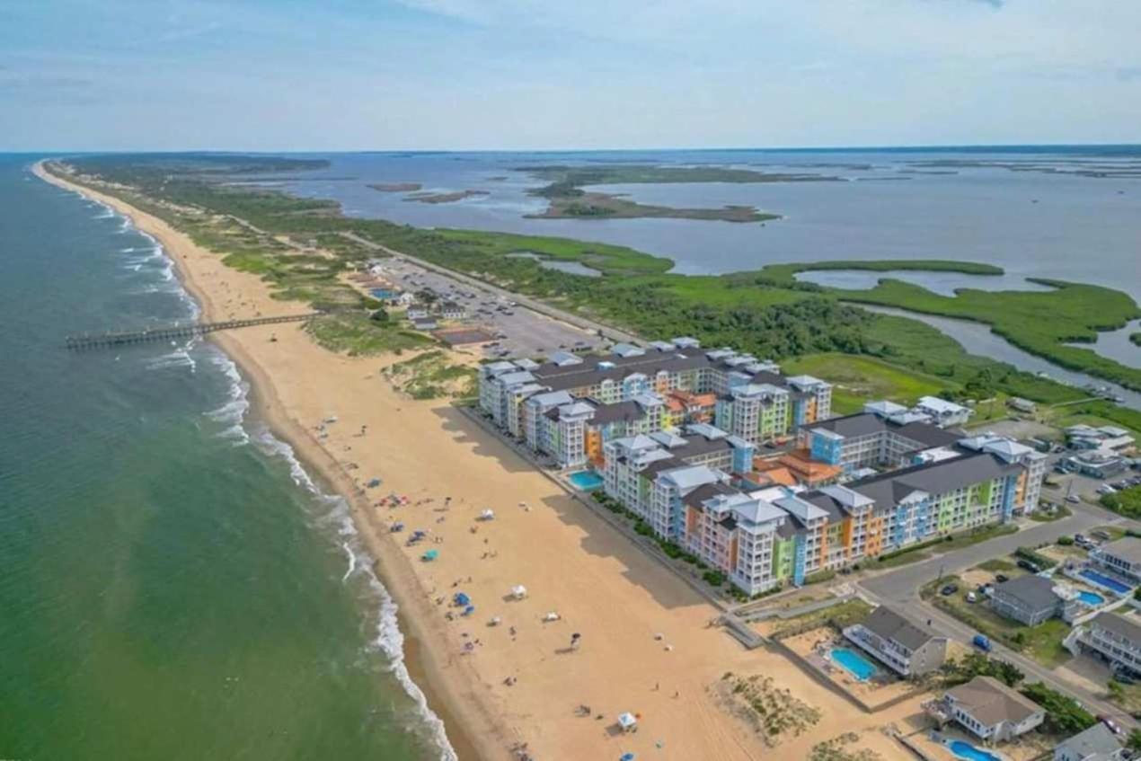 Sojourn 3BD2BA with Balcony 3 Pools Beach Access - B&B Virginia Beach