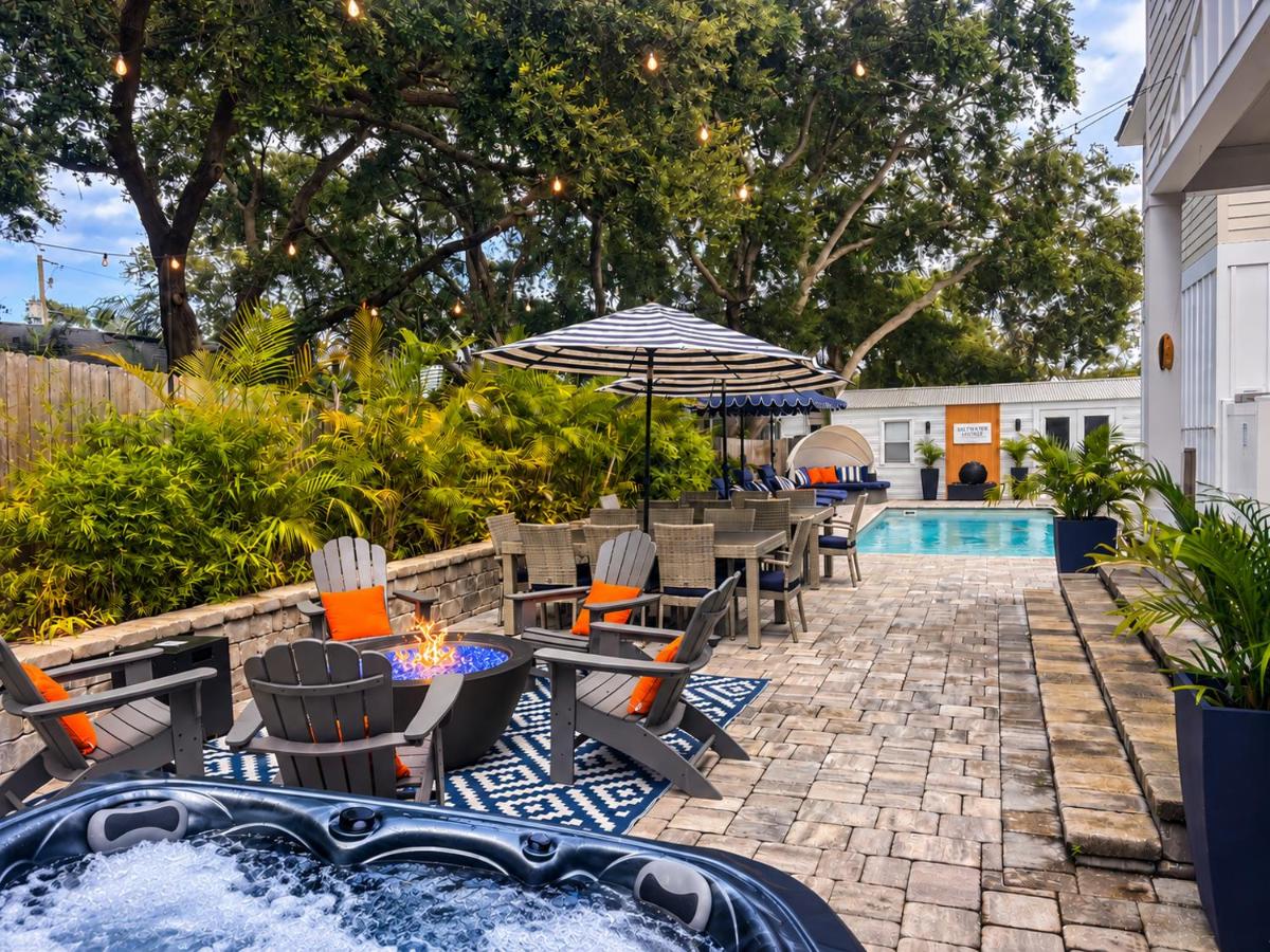 Luxury Beach Home - Sauna Pool Spa Games Cart - Bed and Breakfast Saint Augustine