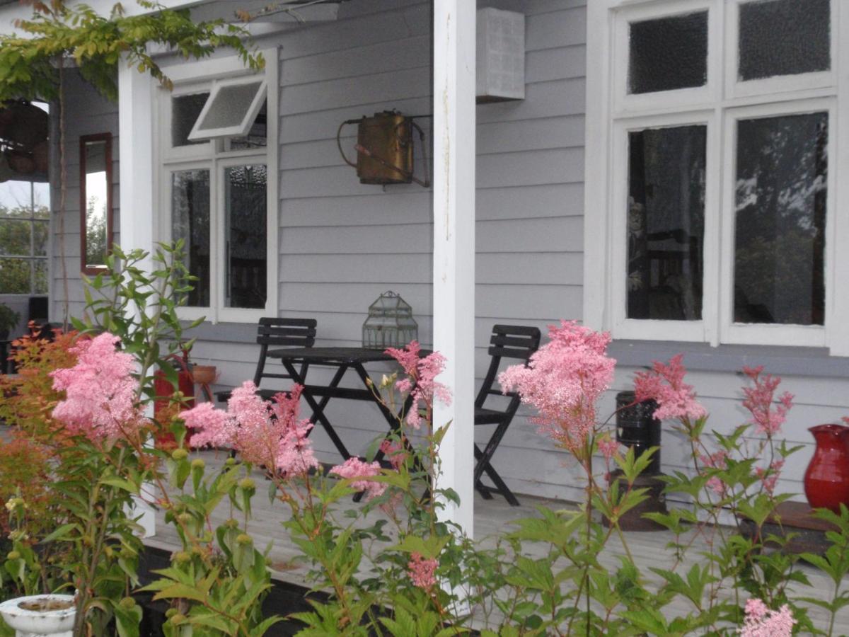 Folster Gardens Bed and Breakfast - B&B Invercargill